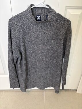 GAP Men's Heather Gray Turtleneck Sweater